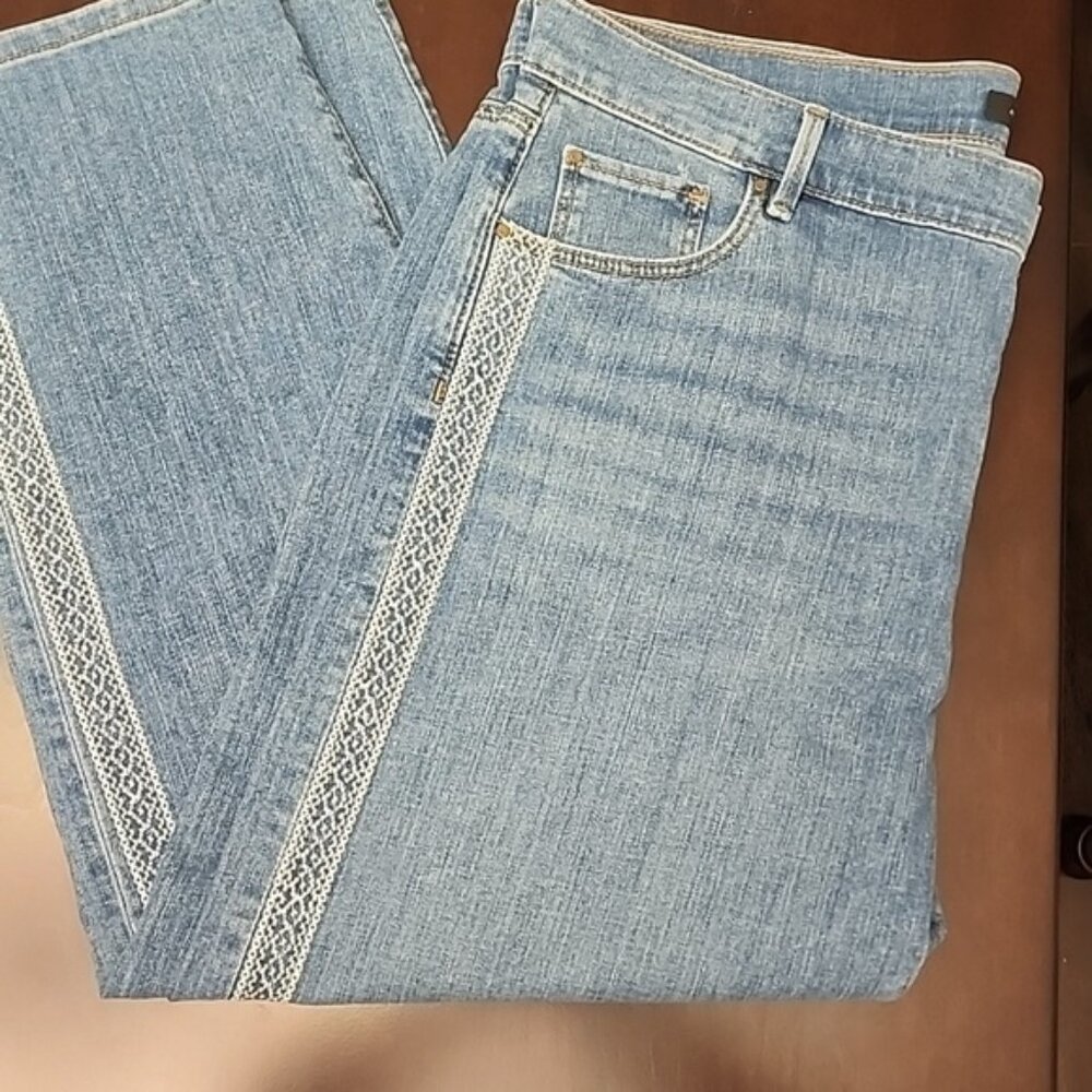 Ann Taylor Straight Crop Jeans sz 14